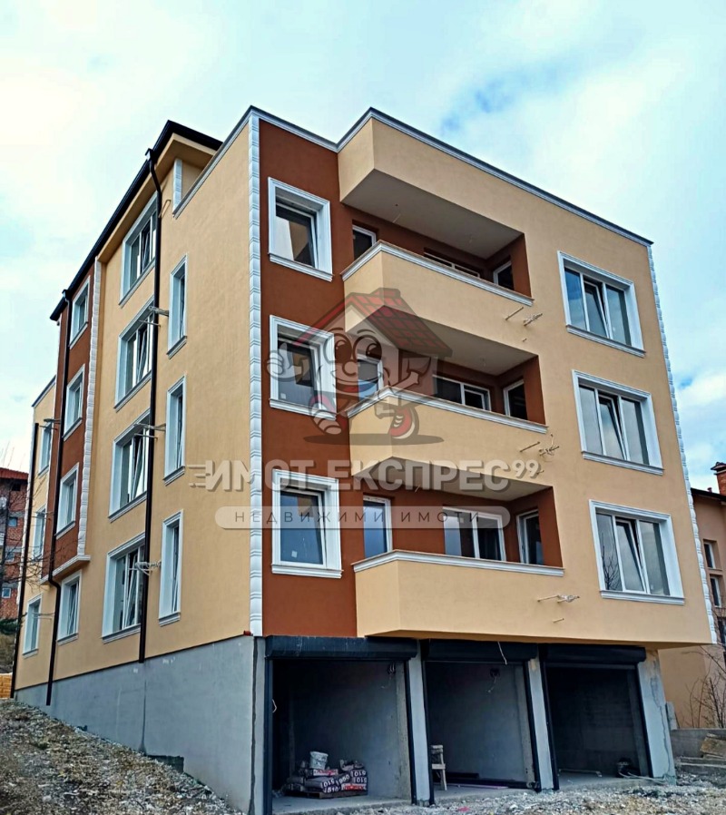 Продава  2-стаен област Пловдив , гр. Асеновград , 63 кв.м | 84555340