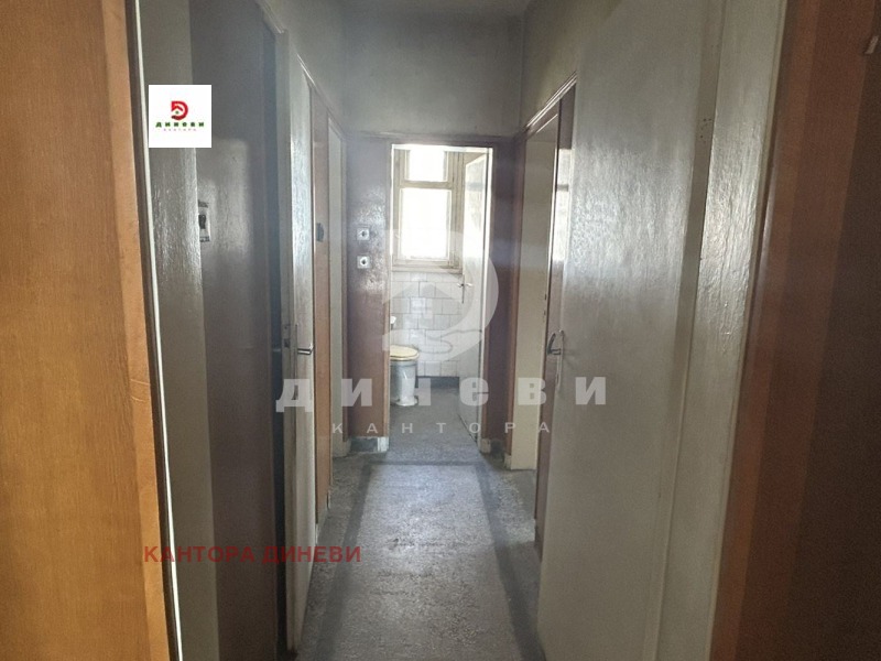 Продава МНОГОСТАЕН, гр. Стара Загора, Център, снимка 10 - Апартаменти - 52132816