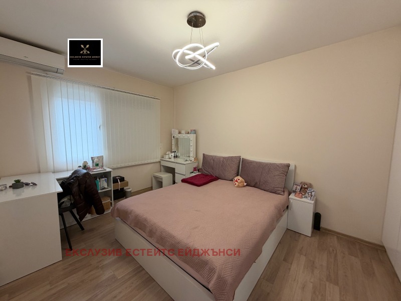 Продава 3-СТАЕН, гр. Пловдив, Прослав, снимка 2 - Апартаменти - 53016626