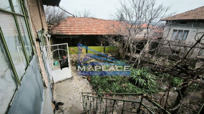 Till salu  Hus region Shumen , Smjadovo , 75 kvm | 15679954 - bild [2]