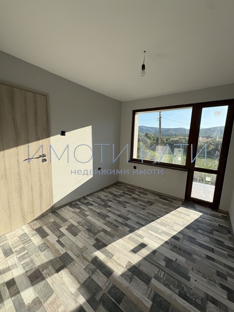 Na sprzedaż  Dom region Pernika , Egalnica , 97 mkw | 28581398 - obraz [13]
