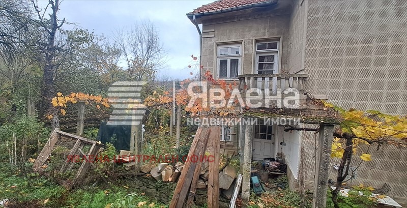 Продава КЪЩА, с. Идилево, област Габрово, снимка 2 - Къщи - 53426268