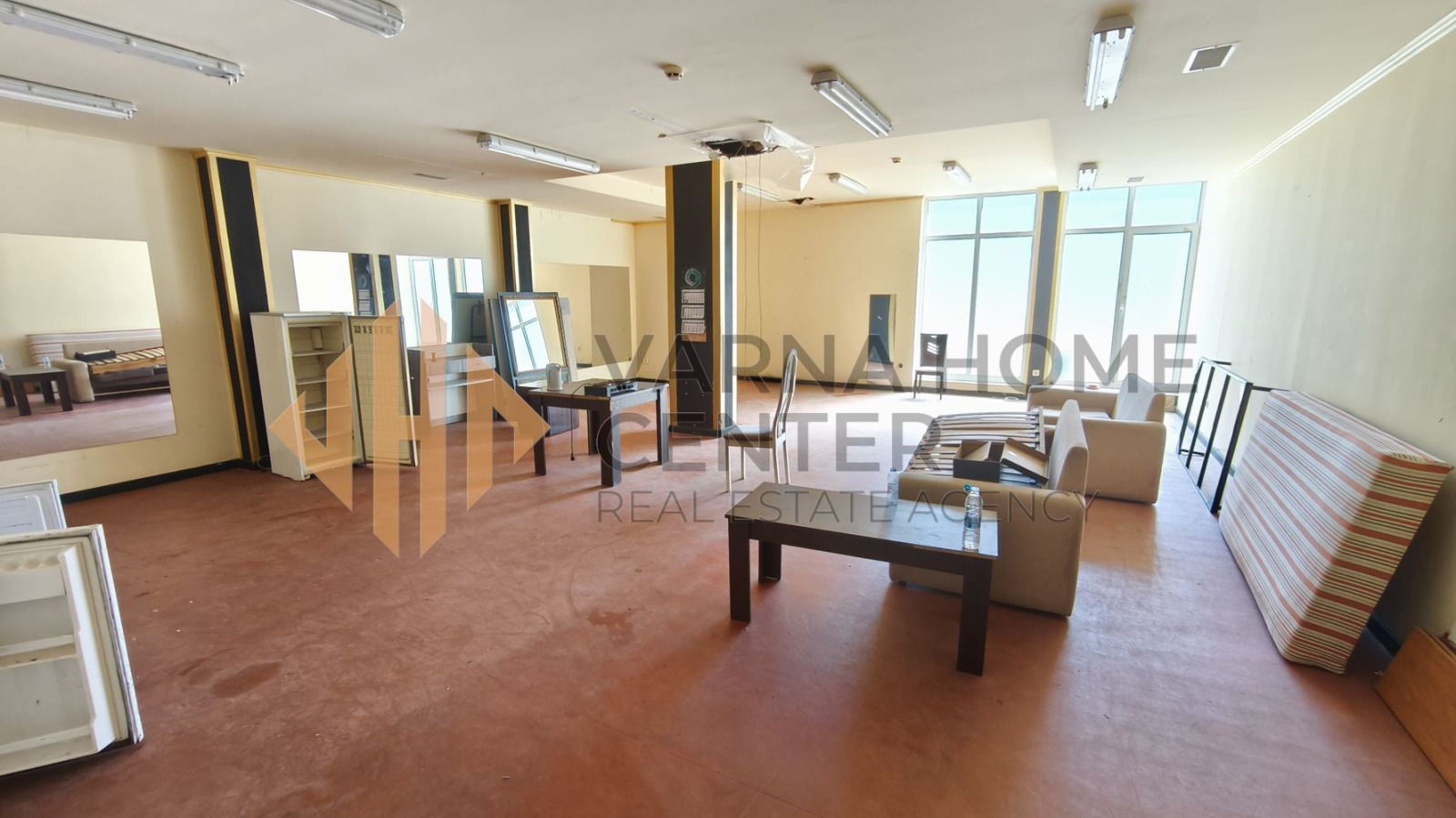 Продава БИЗНЕС ИМОТ, гр. Варна, област Варна, снимка 2 - Други - 54002040