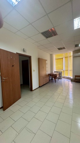 Ofis Centar, Dobriç