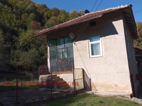 Haus Jamna, region Sofia 1