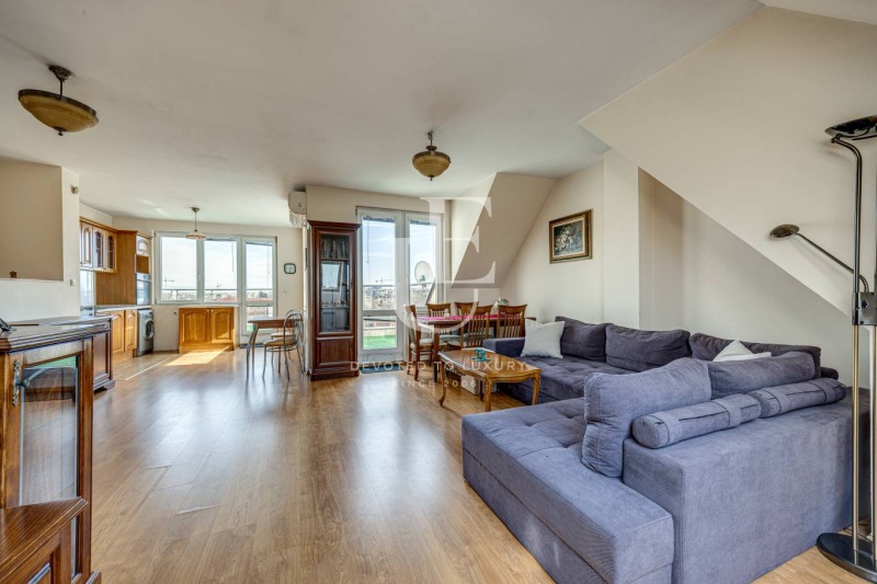 Продава 3-СТАЕН, гр. София, Център, снимка 16 - Апартаменти - 52439179