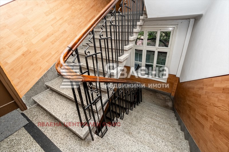 Продава 3-СТАЕН, гр. София, Оборище, снимка 15 - Апартаменти - 56135230