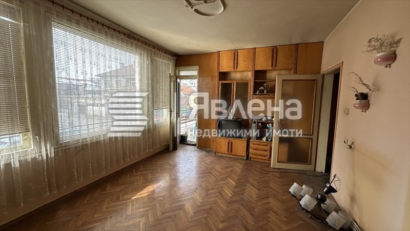 Продава 4-СТАЕН, област София, гр. Ботевград • 159000 € • 76346826 — Holmes.bg