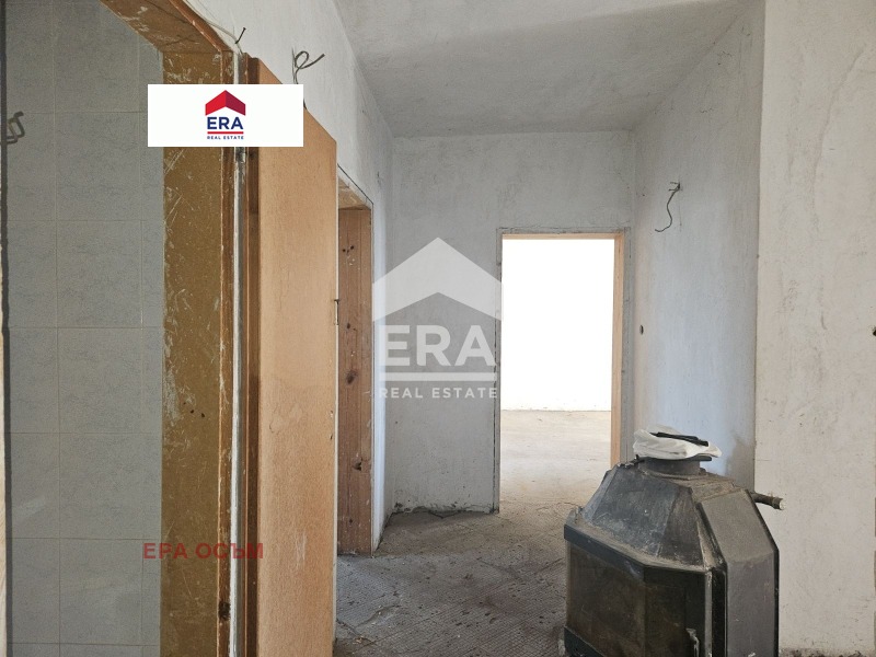 Продава МНОГОСТАЕН, гр. Ловеч, Гозница, снимка 5 - Апартаменти - 56369377