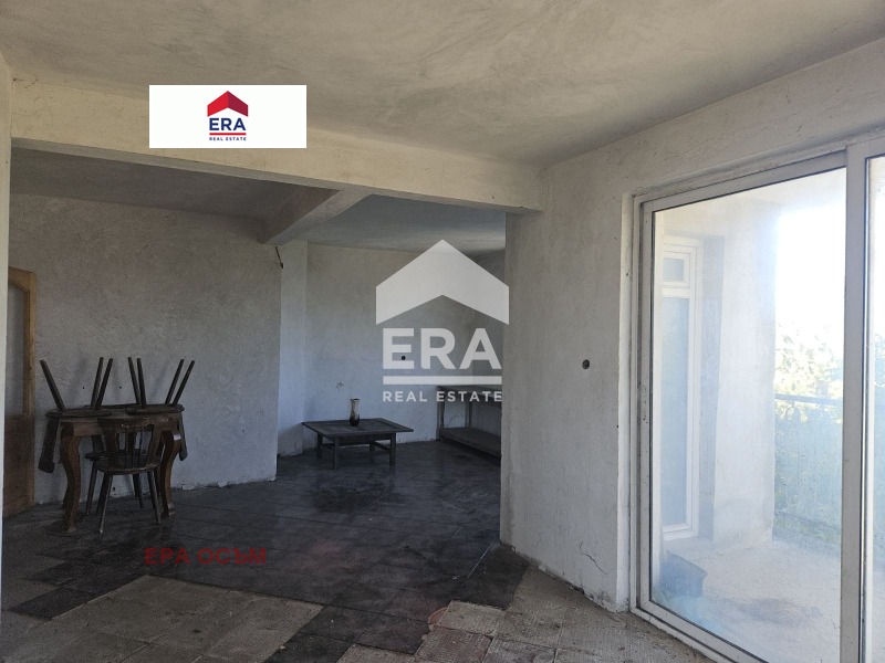 Продава МНОГОСТАЕН, гр. Ловеч, Гозница, снимка 2 - Апартаменти - 56369377