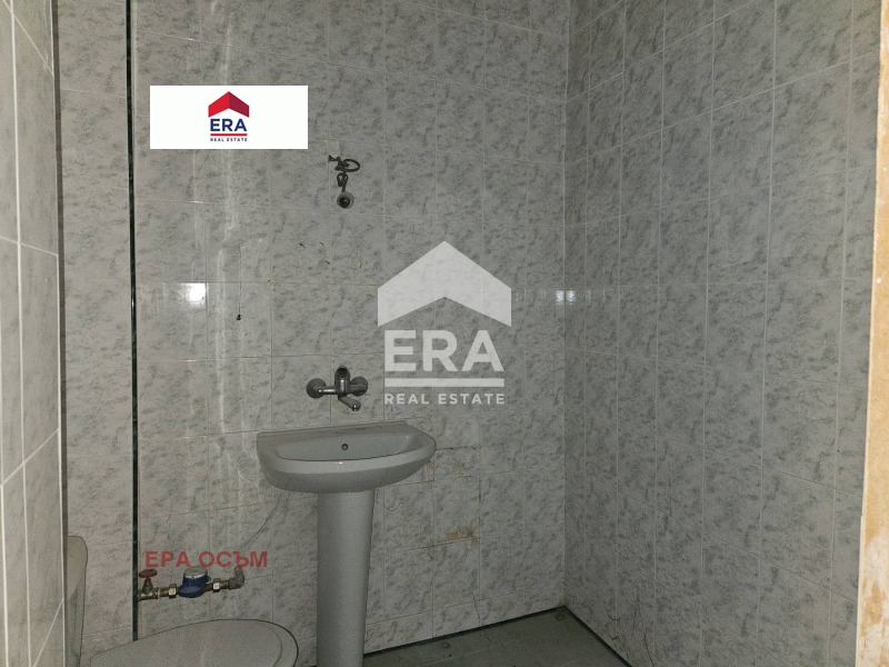 Продава МНОГОСТАЕН, гр. Ловеч, Гозница, снимка 10 - Апартаменти - 56369377