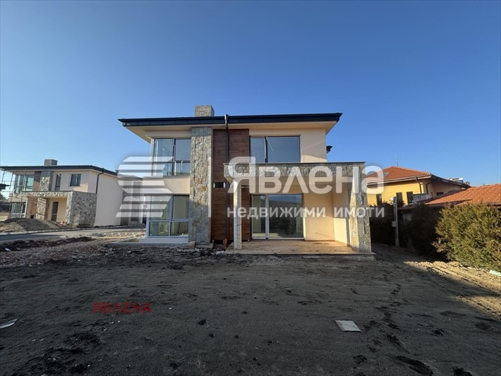 Продава  Къща град София , гр. Банкя , 348 кв.м | 49436921