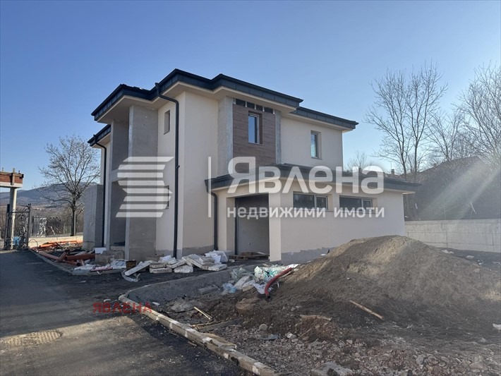 Продава КЪЩА, гр. Банкя, област София-град, снимка 2 - Къщи - 49441498