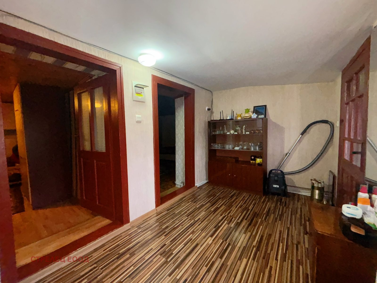 Продава КЪЩА, гр. Добрич, ЖП Гара, снимка 6 - Къщи - 54752378