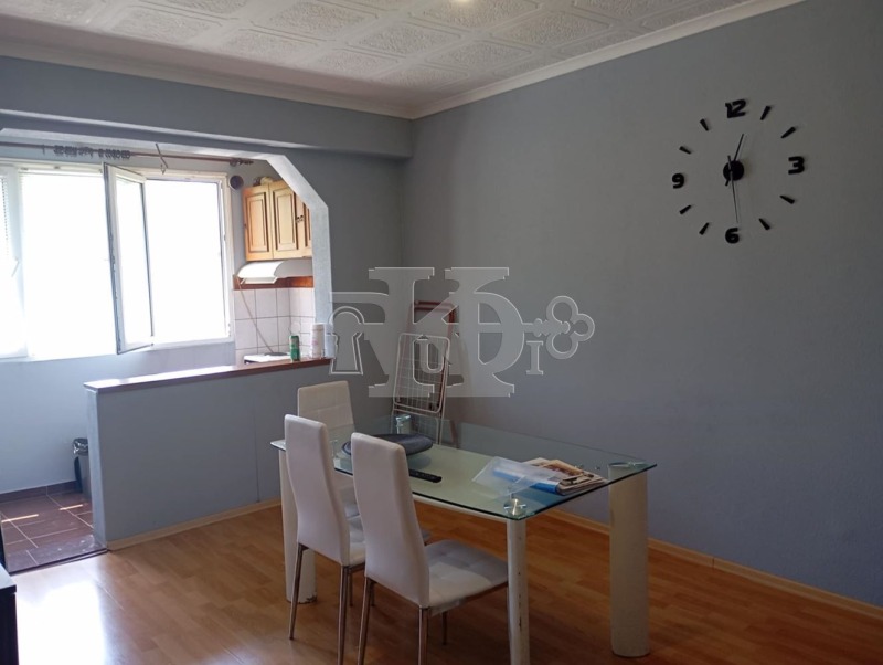 En venta  2 dormitorios Dobrich , Druzhba 3 , 65 metros cuadrados | 64784571