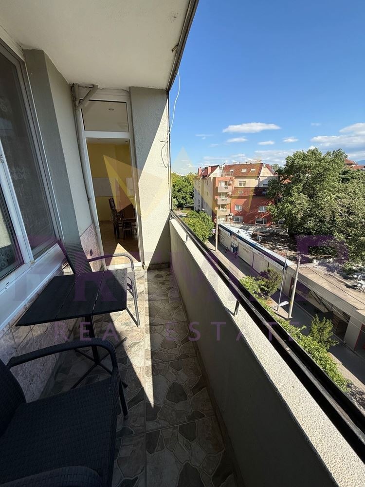 Продава 3-СТАЕН, гр. Пловдив, Център, снимка 9 - Апартаменти - 56130003