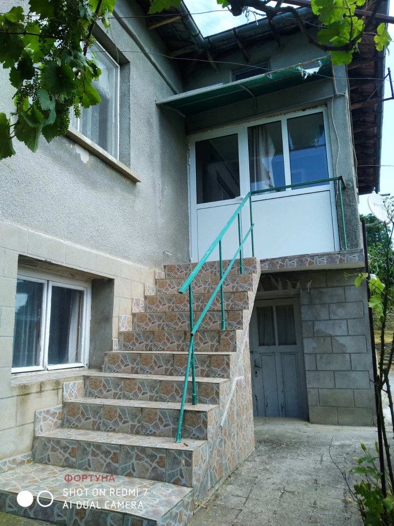 Продава  Къща област Русе , с. Пет кладенци , 120 кв.м | 13829421