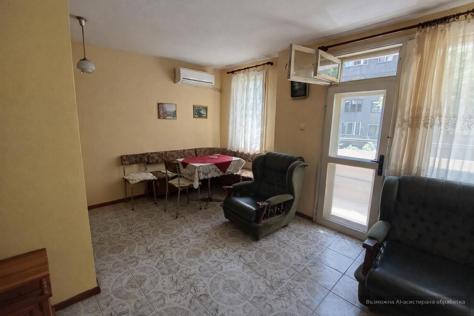 Продава 3-СТАЕН, гр. Бургас, Център, снимка 2 - Апартаменти - 55232638