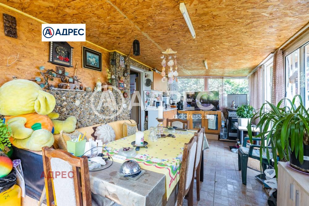 Продава КЪЩА, гр. Варна, м-т Планова, снимка 12 - Къщи - 53683040