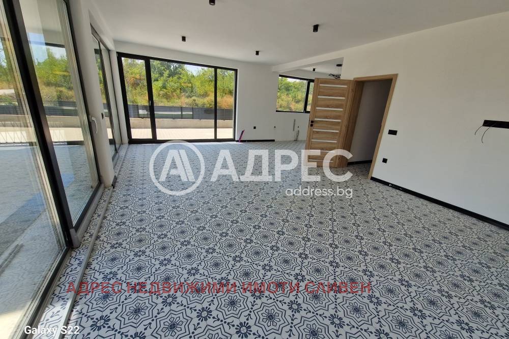 Продава КЪЩА, гр. Сливен, в.з. Сливен, снимка 3 - Къщи - 54626451