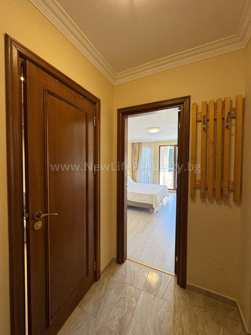 For Sale  1 bedroom region Burgas , Sveti Vlas , 65 sq.m | 65271535 - image [2]