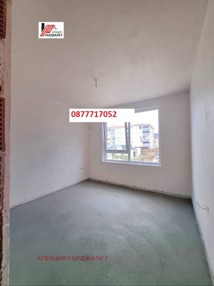 Продава 2-СТАЕН, гр. Кърджали, Възрожденци, снимка 3 - Апартаменти - 55829508