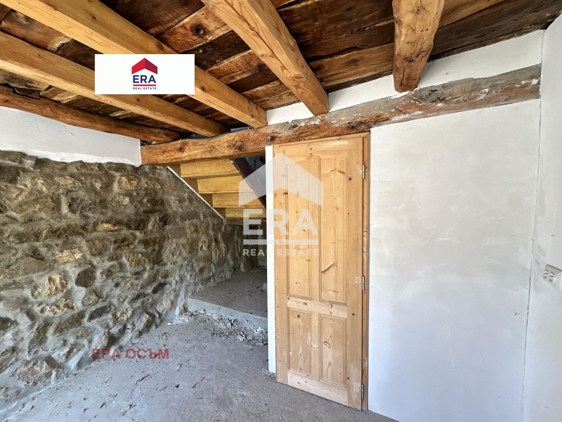 Продава КЪЩА, с. Къкрина, област Ловеч, снимка 11 - Къщи - 56213256