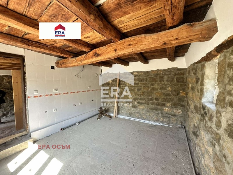 Продава КЪЩА, с. Къкрина, област Ловеч, снимка 9 - Къщи - 56213256