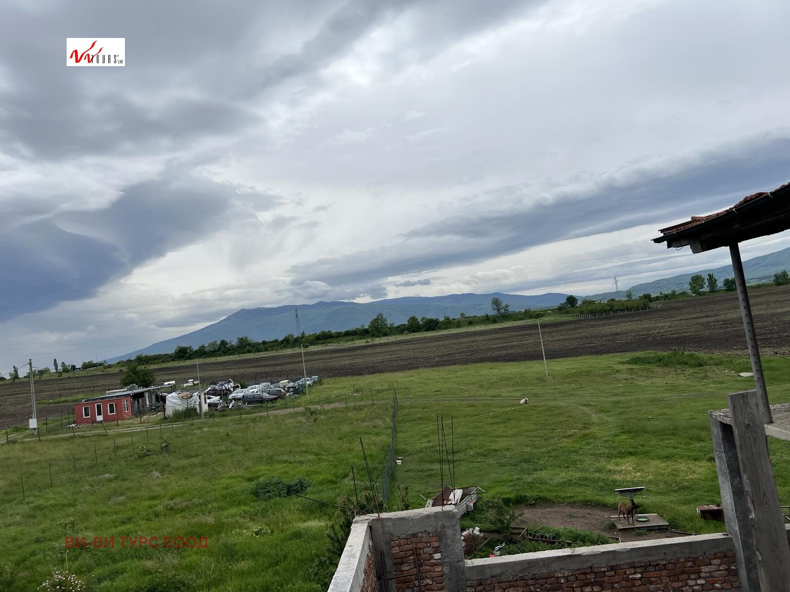 Продава КЪЩА, гр. София, Филиповци, снимка 2 - Къщи - 50530857