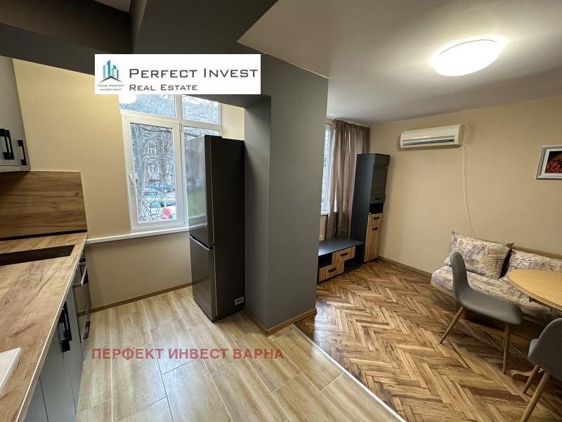 Продава 2-СТАЕН, гр. Варна, Централна поща, снимка 4 - Апартаменти - 52547674