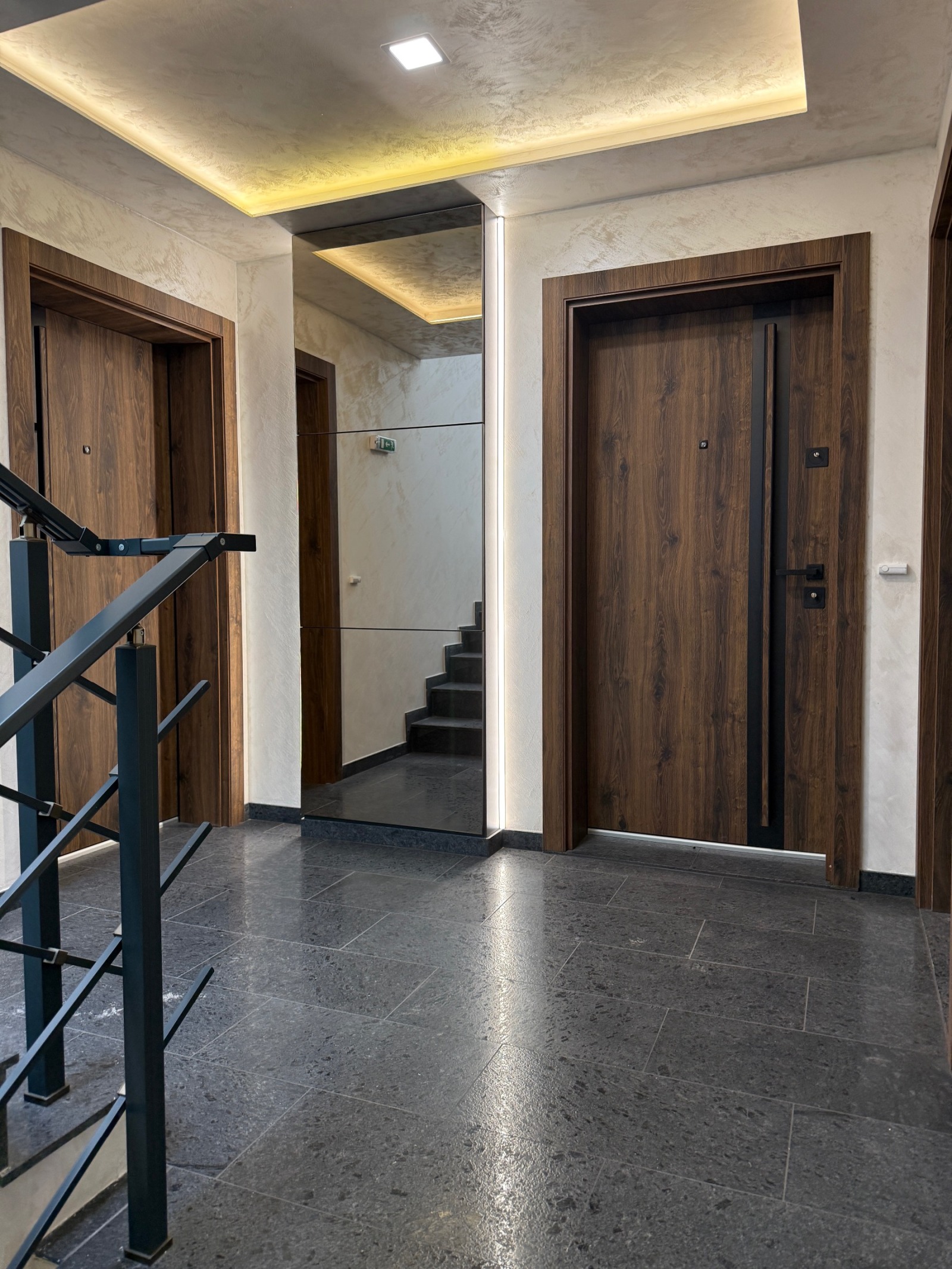 Продава 2-СТАЕН, гр. Перник, Център, снимка 10 - Апартаменти - 52504261