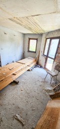 Продава КЪЩА, град София, Надежда 3 • 700000 € / 1369081.00 лв. • 51760332 17