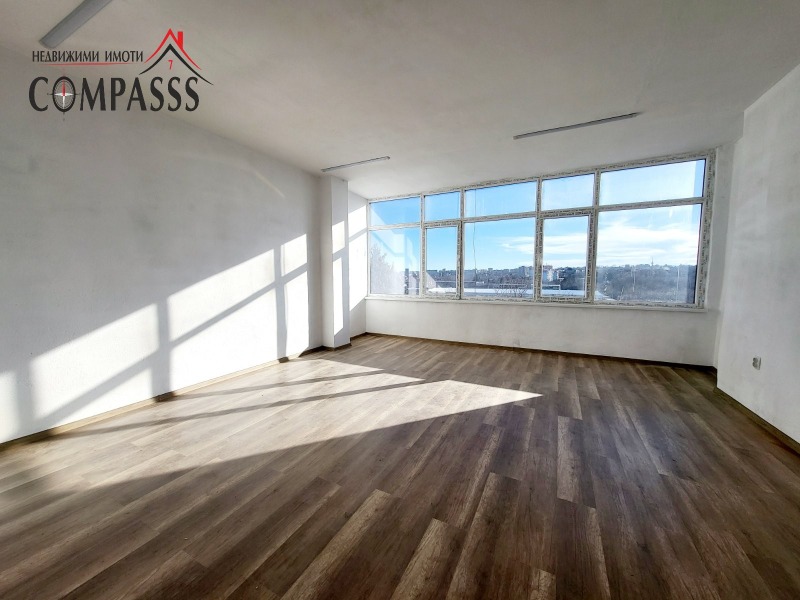 Продава ОФИС в град Добрич, Промишлена зона - Север - 495 кв.м / 190 000 € » 371 607.70 лв., КОМПАС 7