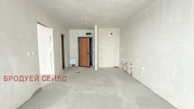 Продава  2-стаен, град София