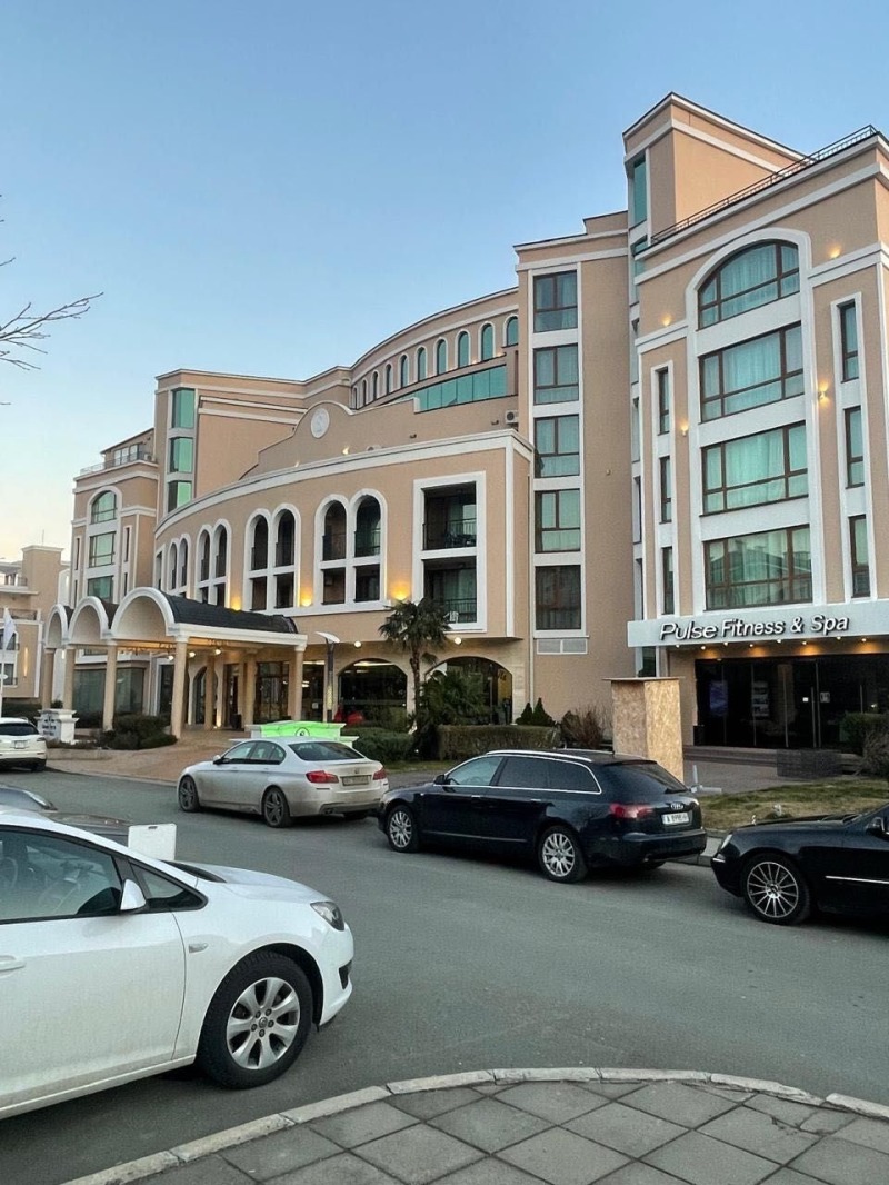 Продава 2-СТАЕН, област Бургас, гр. Свети Влас • 150000 € / 293374.50 лв. • 71257514 1