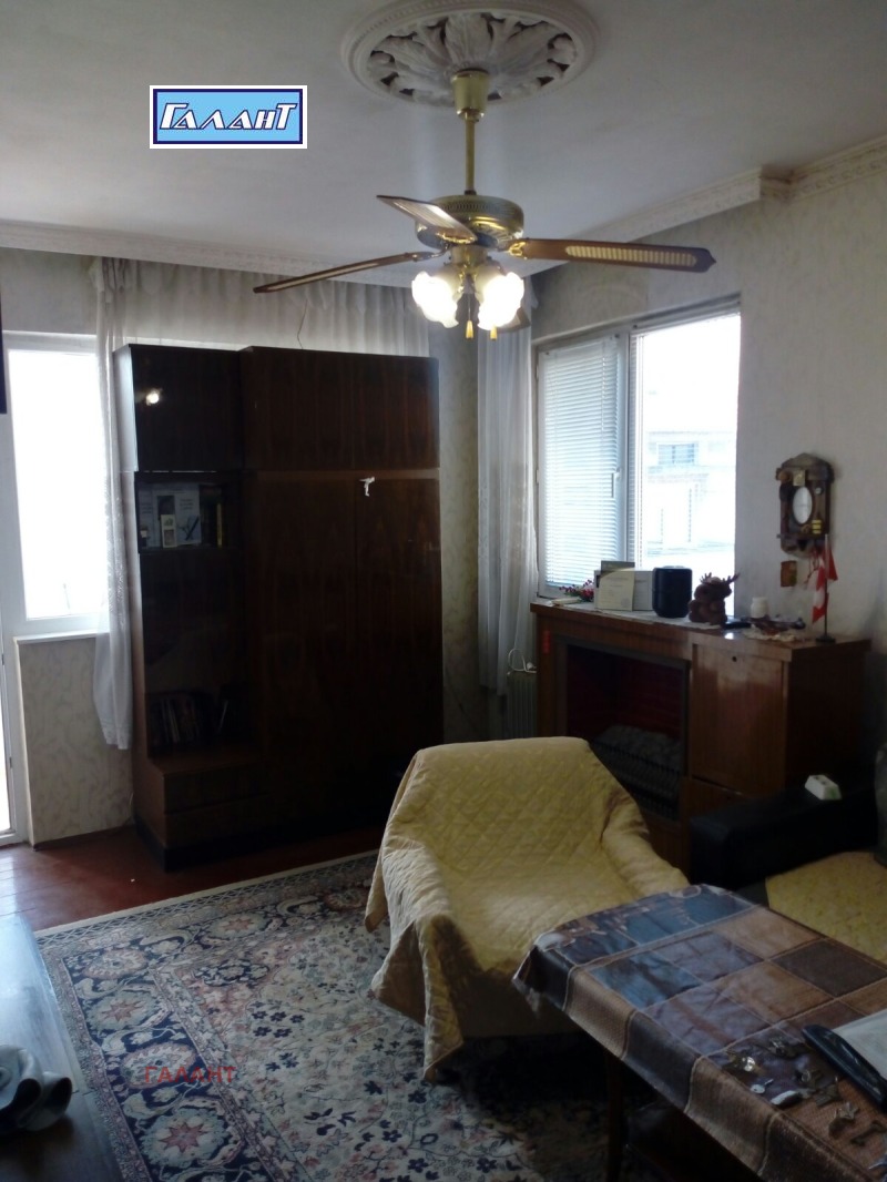 Продава 3-СТАЕН, гр. Варна, Левски 1, снимка 2 - Апартаменти - 52982543