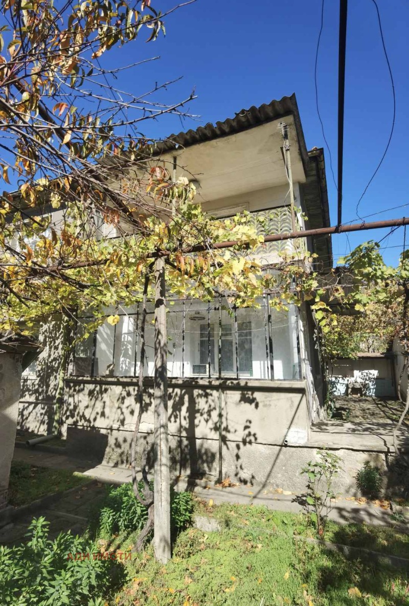 Продава  Къща област Пловдив , гр. Карлово , 166 кв.м | 10613924 - изображение [4]