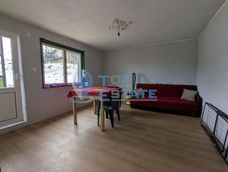 Продава КЪЩА, с. Поликраище, област Велико Търново, снимка 8 - Къщи - 53086164