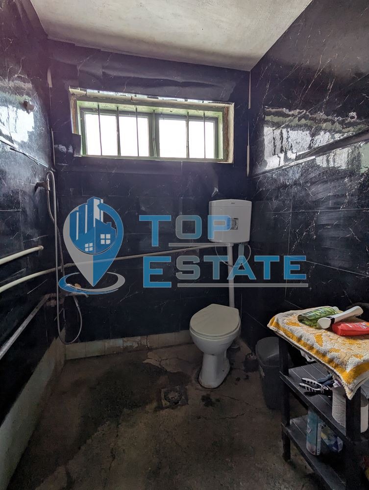 Продава КЪЩА, с. Поликраище, област Велико Търново, снимка 11 - Къщи - 53086164