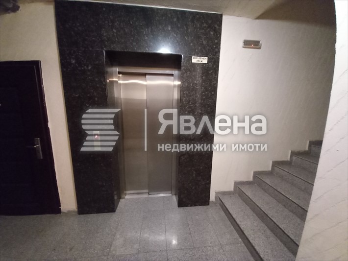 Продава ГАРАЖ, ПАРКОМЯСТО, гр. Пловдив, Тракия, снимка 6 - Гаражи и паркоместа - 55840202