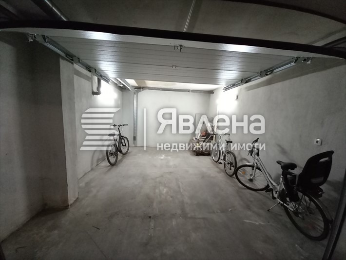 Продава ГАРАЖ, ПАРКОМЯСТО, гр. Пловдив, Тракия, снимка 4 - Гаражи и паркоместа - 55840202