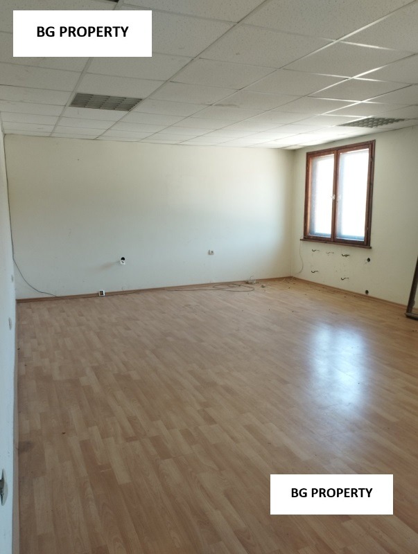 Till salu  Industribyggnad Sofia , Drujba 2 , 13000 kvm | 94010617 - bild [9]