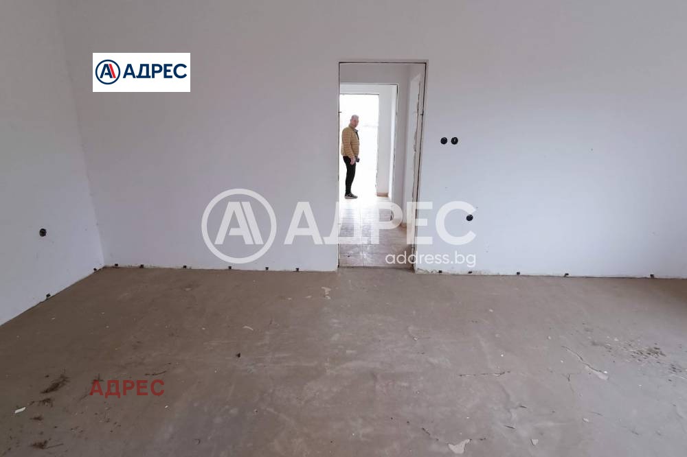 Продава КЪЩА, с. Юнец, област Варна, снимка 6 - Къщи - 53962747