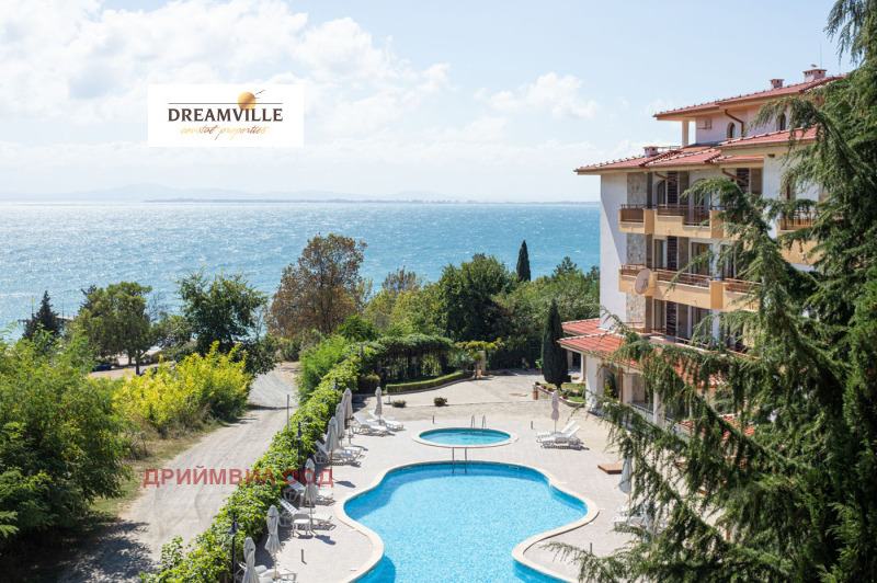 Продава ЗАВЕДЕНИЕ в област Бургас, с. Равда - 584 кв.м / 280 094 € » 547 816.25 лв., ДРИЙМВИЛ ООД