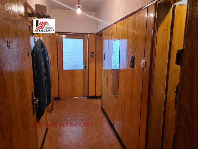 Продается  3 спальни Кърджали , Център , 87 кв.м | 71209098 - изображение [4]