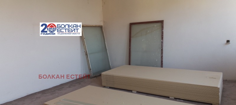 Продава 4-СТАЕН, гр. Дебелец, област Велико Търново, снимка 3 - Апартаменти - 52440781