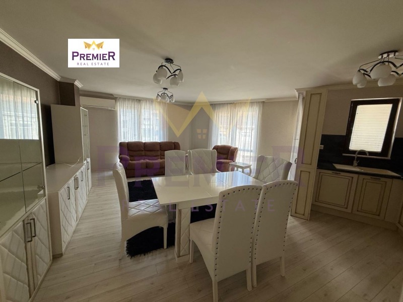 Продава МНОГОСТАЕН, гр. Бургас, Център, снимка 3 - Апартаменти - 53331346