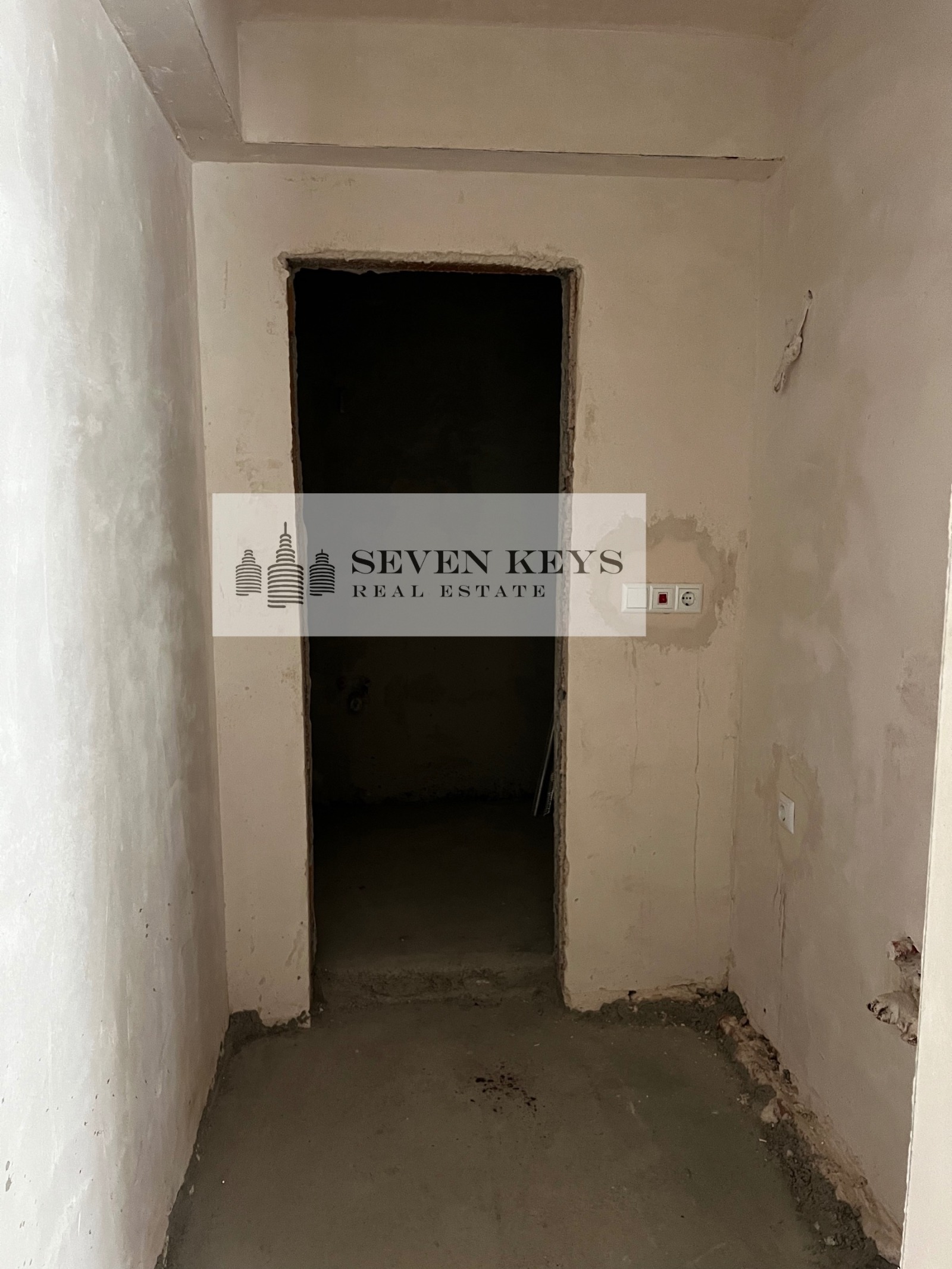 Продава 1-СТАЕН, гр. Варна, ЖП Гара, снимка 4 - Апартаменти - 56290304