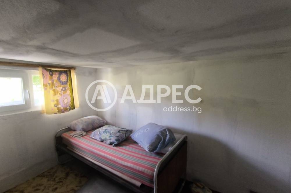 Продава ВИЛА, гр. Разград, Център, снимка 3 - Вили - 55586305