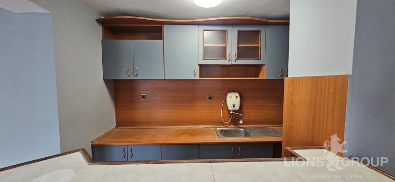 Продава 2-СТАЕН, гр. Варна, Зимно кино Тракия, снимка 3 - Апартаменти - 52647243